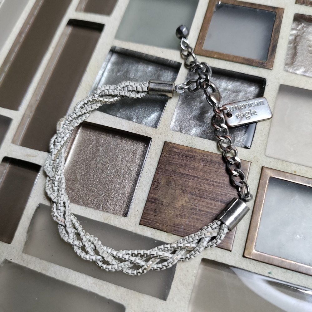 Vtg American Eagle bracelet